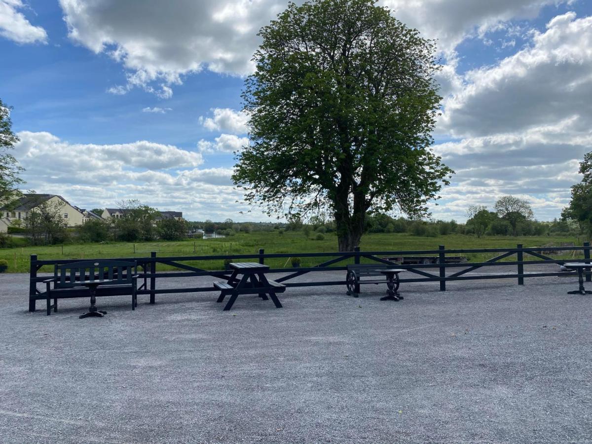 The Leitrim Inn And Blueway Lodge County Leitrim Ngoại thất bức ảnh